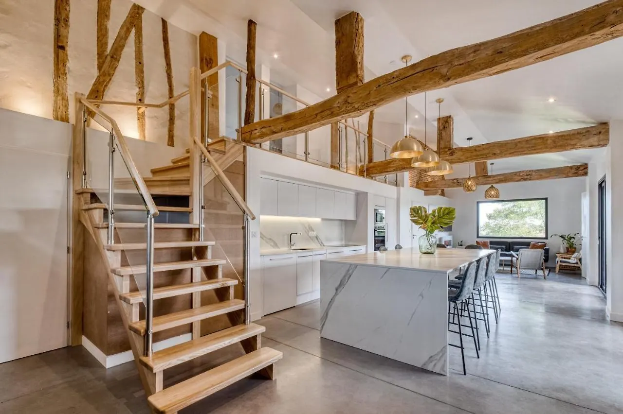Villa Kundalini Ambres Holiday home
